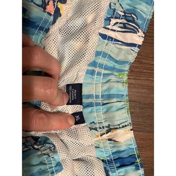Vineyard Vines Men's Surf Swim Trunks Size XL Blue Watercolor Print - Picture 4 of 5